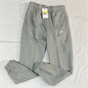NWT Men’s Nike Club Fleece Joggers synched. Mens size Small